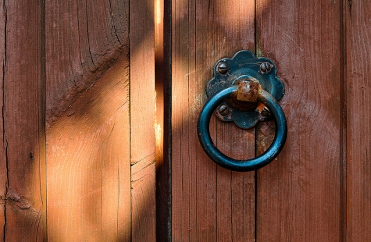 3648247462_1d1b82a01d_z